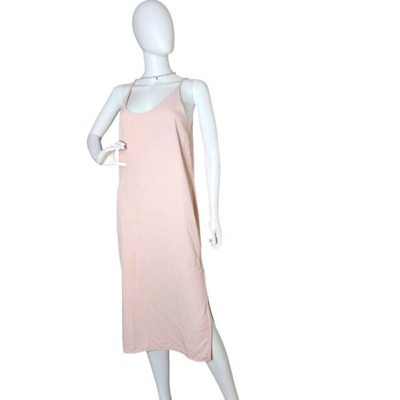 Everlane  - Picture 6 of 14